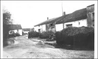 En Lorraine, dans le temps, plus le tas de fumier sur les usoirs était gros, plus l'agriculteur était important.