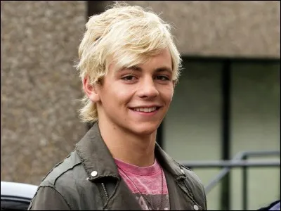 Comment s'appelle son autre frère ?