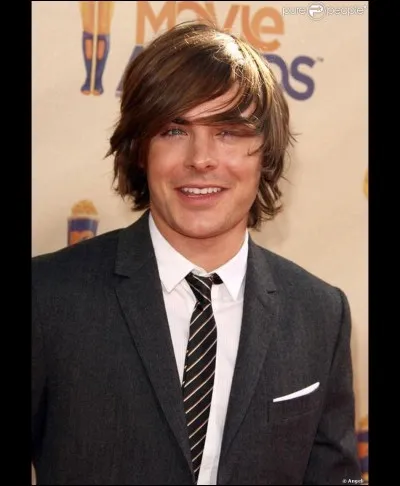 Quel est son nom complet ?