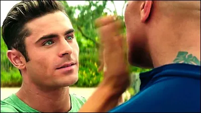 Aux côtés de quelle actrice a-t-il joué dans "Baywatch" ?