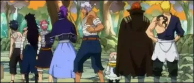 (Épisode 120)
Après l'effort, le reconfort. Devant qui les garçons font-ils ainsi la queue pour se faire soigner ?