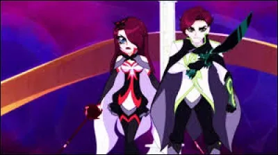 Comment s'appellent le frère et la sur qui sont au service de Gramorr ?