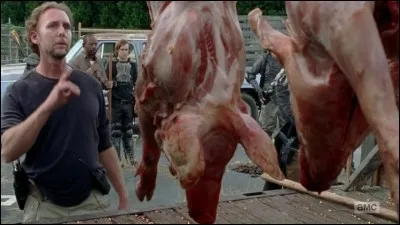 De quoi sont nourris les cochons de la "Colline" ?