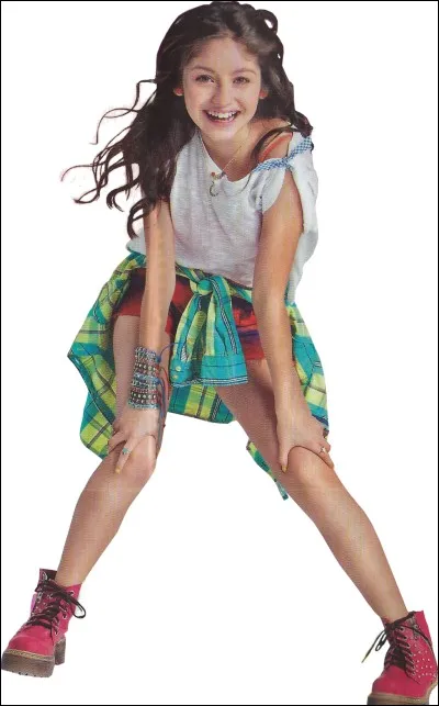 Parmi combien de filles a-t-elle été choisie pour jouer dans Soy Luna ?