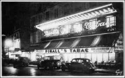 Qui chante "Dans la salle du bar-tabac de la rue des Martyrs" ?