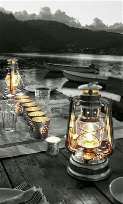 Une autre fête a eu lieu en décembre, c'est la fête des lumières ! Dans quelle ville ?