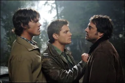 Quel lien unit ce personnage aux deux premiers ?