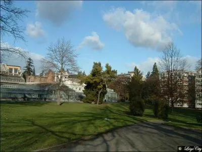 Quelle est la superficie du Jardin Botanique ?