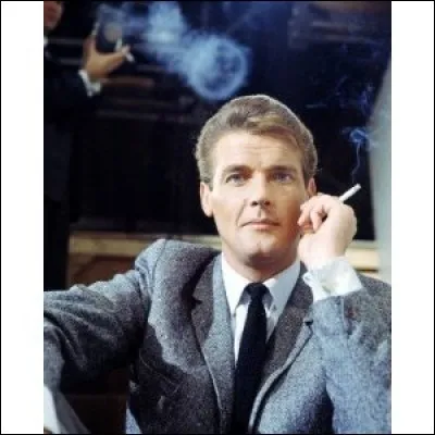 En ce temps-là, quand Simon Templar sortait de chez lui...