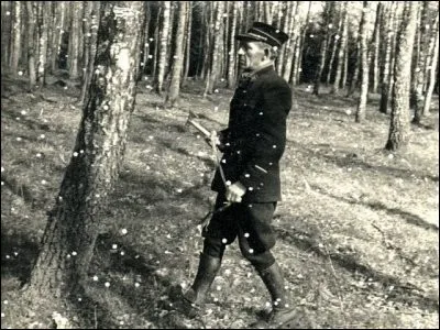 Qui était le garde-marteau ?