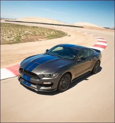 Quelle est cette voiture ?