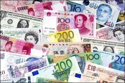 Le Népal et le Pakistan ont la roupie pour monnaie.