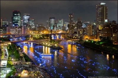 Comment se nomme un habitant d'Osaka ?