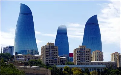 Comment se nomme un habitant de Bakou ?