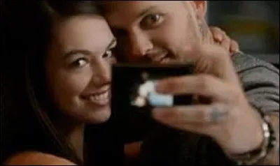 Qui chante "Juste une photo de toi" en 2010 ?