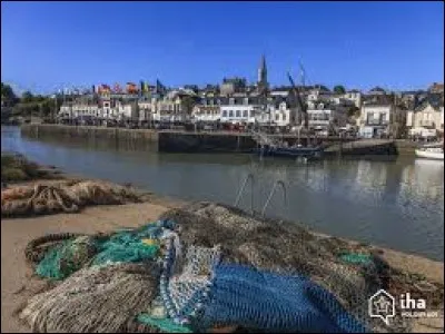 Ville des Pays-de-la-Loire, dans l'arrondissement de Saint-Nazaire, La Plaine-sur-Mer se trouve dans le département ...