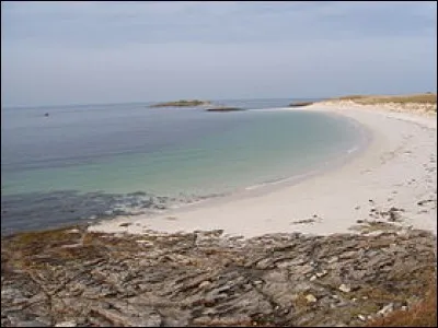 Quel est le nom de la plus grande île de l'archipel des Glénan ?