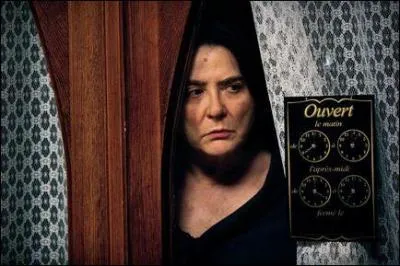 Quel est ce film o Josiane Balasko joue les espionnes ?