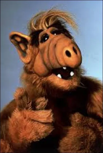 De quelle planète est originaire l'extraterrestre Alf ?