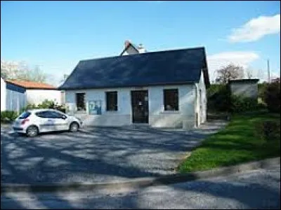 Petit village des Hauts-de-France de 72 habitants, Foucaucourt-Hors-Nesle se situe dans le département ...