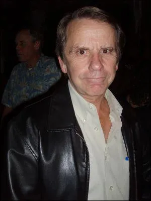 Qui est ce ralisateur ?