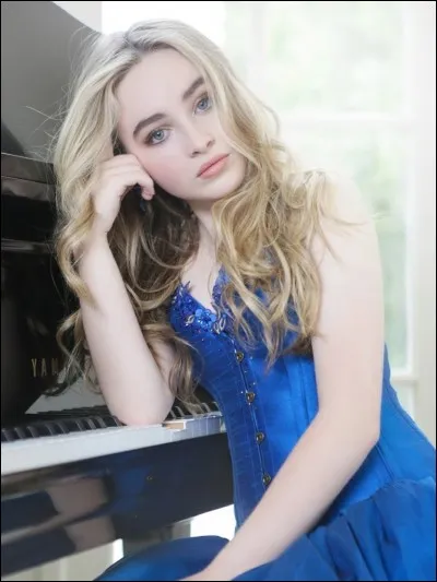 Comment s'appelle sa mère ?