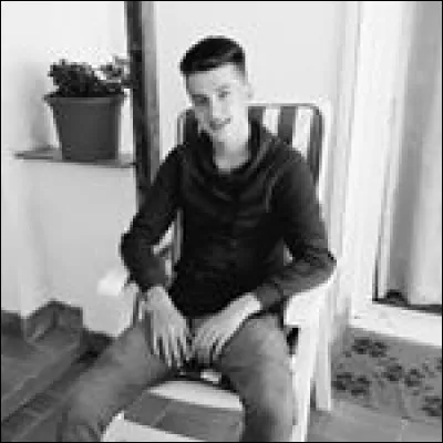 En quelle année la première photographie couleur a-t-elle été prise par Thomas Sutto ?