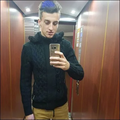 Où peut-on entendre "Miroir, miroir en bois d'ébène, dis-moi, dis-moi que je suis la plus belle." ?