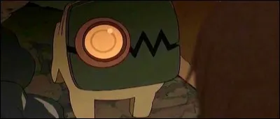 Devant qui apparaît ce petit robot en premier ?