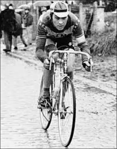 Qui remporte le Tour de France cette année-là ?