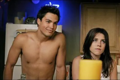 Qui est avec Brooke ?