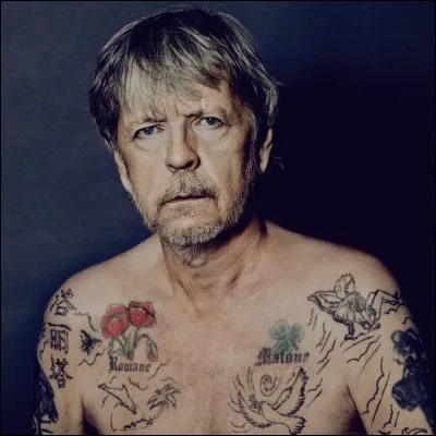 Qui est ce chanteur ?