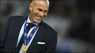 Comment se surnomme-t-il ?