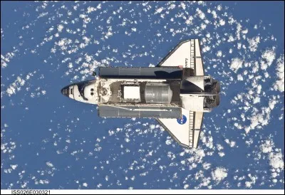 Combien d'astronautes la navette américaine pouvait-elle embarquer ?