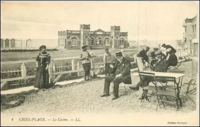 Pas moins de trois casinos virent le jour à Criel-sur-Mer. Le tout dernier a été détruit en 1945 par l'armée allemande. Quel sort fut donc réservé au tout premier inauguré en 1875 et au second inauguré en 1888 ?