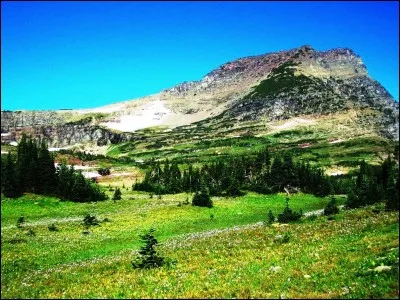 Le parc d'attractions "Ferrari World" à Abu Dhabi abrite les montagnes russes les plus rapides du monde. Quelle vitesse atteignent-elles au terme d'une accélération de moins de cinq secondes ?