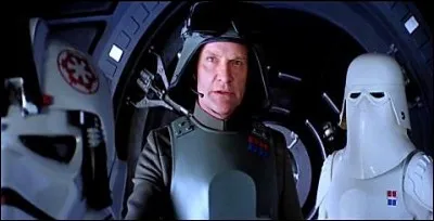 Comment s'appelle le commandant des troupes terrestres de l'Empire lancées contre les rebelles lors de la bataille de Hoth ?