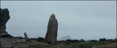 Sur quelle planète Luke Skywalker se trouve-t-il en exil durant l'épisode 7 ?