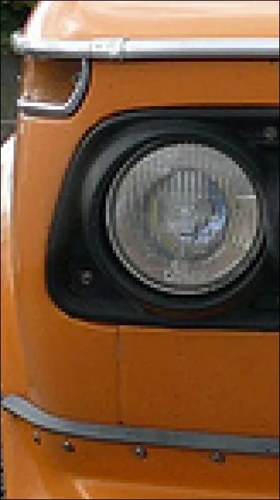 Celui-ci, quelle auto &eacute;quipe-t-il ?