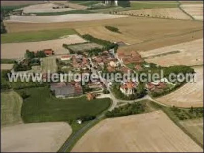 Petit village Marnais de 66 habitants, Vavray-le-Petit se trouve dans l'ancienne r&eacute;gion ...