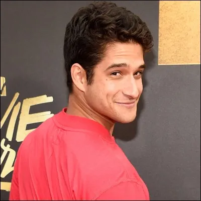 Dans toutes les saisons , Scott a eu ... petites copines ?