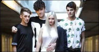 Quel chanteur jamaïcain fait une apparition dans ''Rockabye'' de Clean Bandit ?