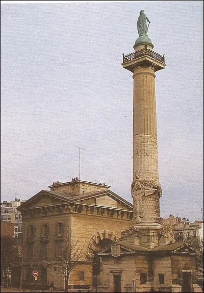 C'est l'une des deux colonnes...