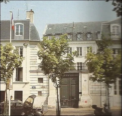 C'est une annexe de l'&eacute;cole Saint-Jean-de-Passy...