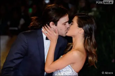 As-tu une petite amie ?