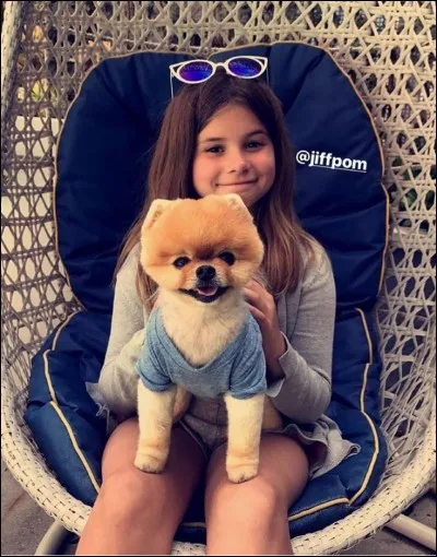 A-t-elle Musical.ly ?