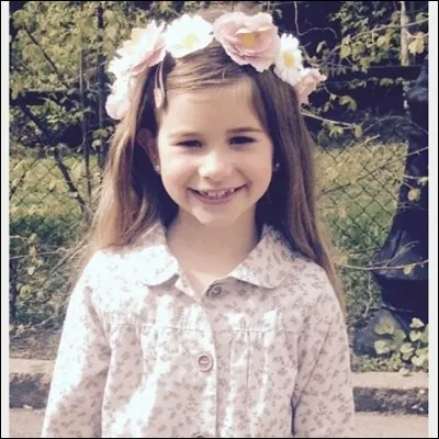 A-t-elle une chaîne YouTube ?