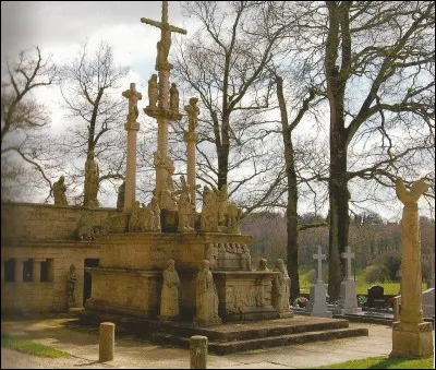 C'est l'enclos paroissial de...