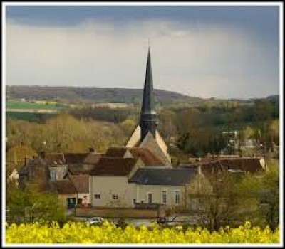 Cette première balade de Décembre comment dans le Centre-Val-de-Loire, à Coudray-au-Perche. C'est un village de l'arrondissement de Nogent-le-Rotrou situé dans le département ...