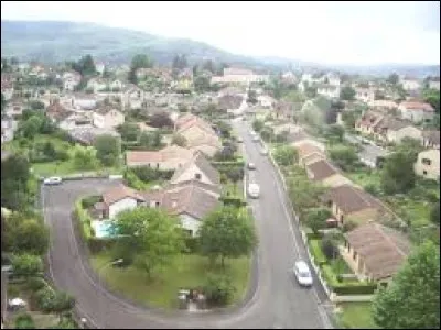 Lachapelle-Aujac est une commune Lotoise situ&eacute;e dans l'ancienne r&eacute;gion ...